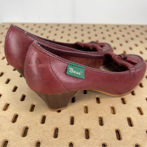 GH Bass Vintage Leather Women’s Casual Red Tassle 2 inch Low Heel Size 6 - Picture 6 of 10